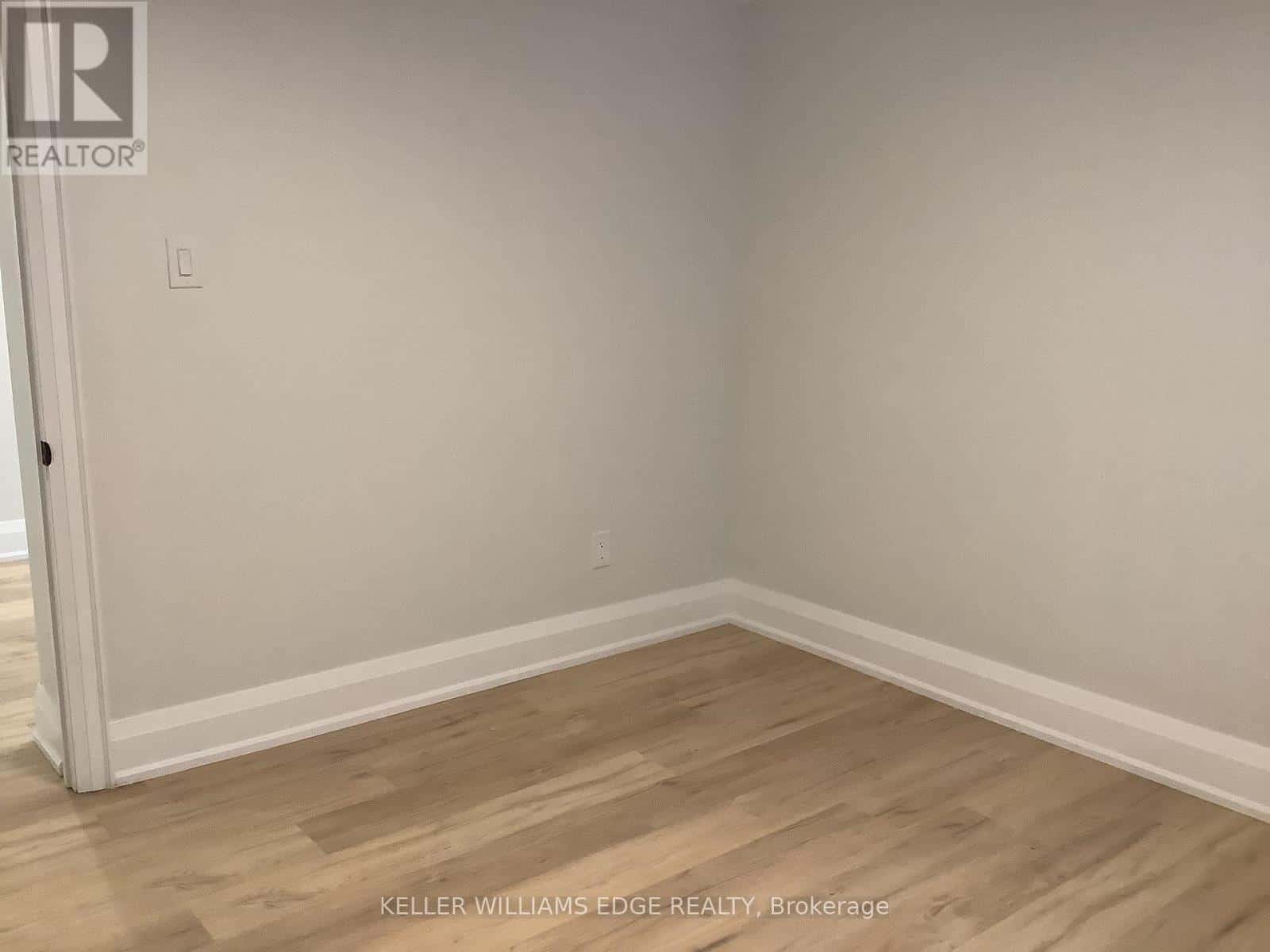 2 - 229 WEST 18TH STREET — Hamilton (Buchanan), Ontario - Photo 5 of 11