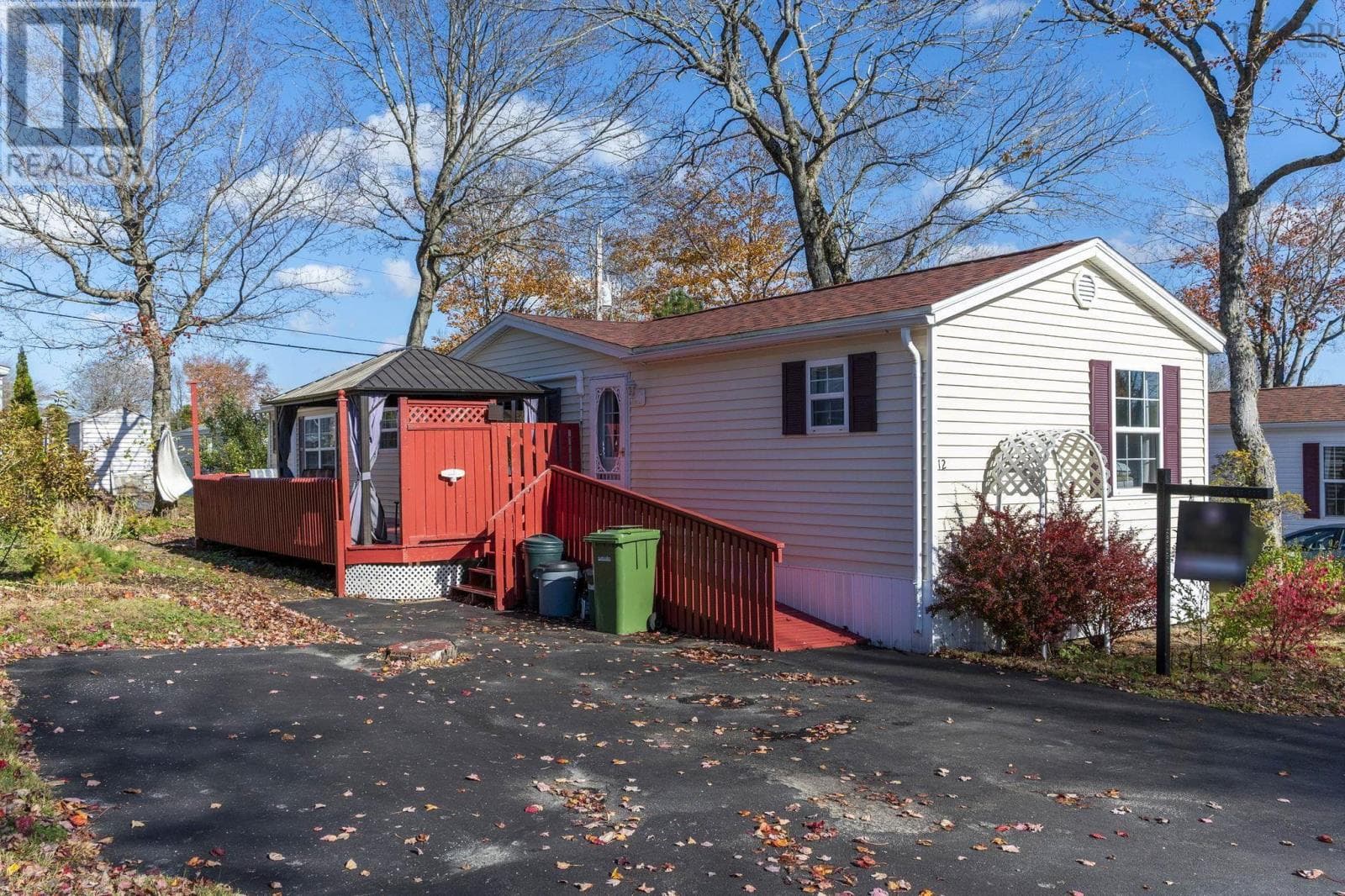 12 Eighth Street — Lucasville, Nova Scotia - Main photo