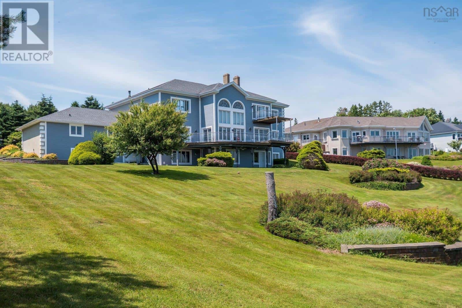 38 Lennox Road — Black Point, Nova Scotia - Photo 4 of 50