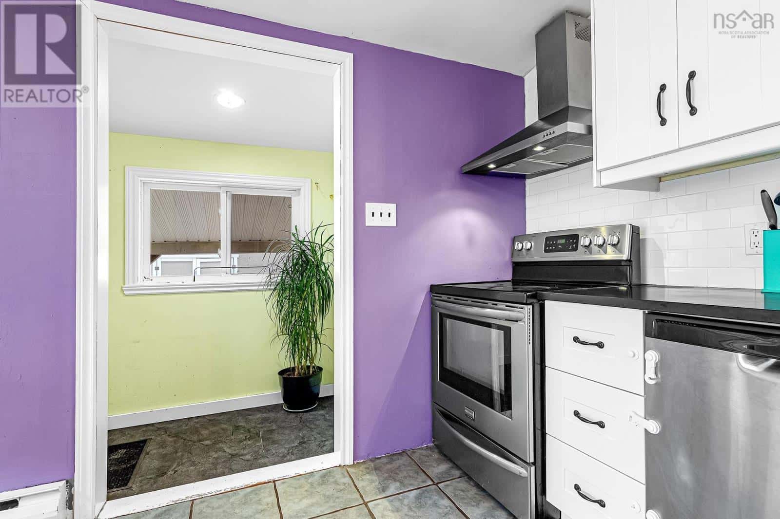 1186 Highway 1 — Lakelands, Nova Scotia - Photo 4 of 36