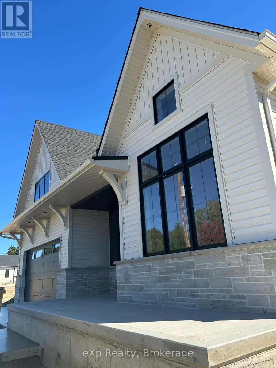 1036 WALTON AVENUE N — North Perth (Wallace), Ontario - Photo 4 of 24