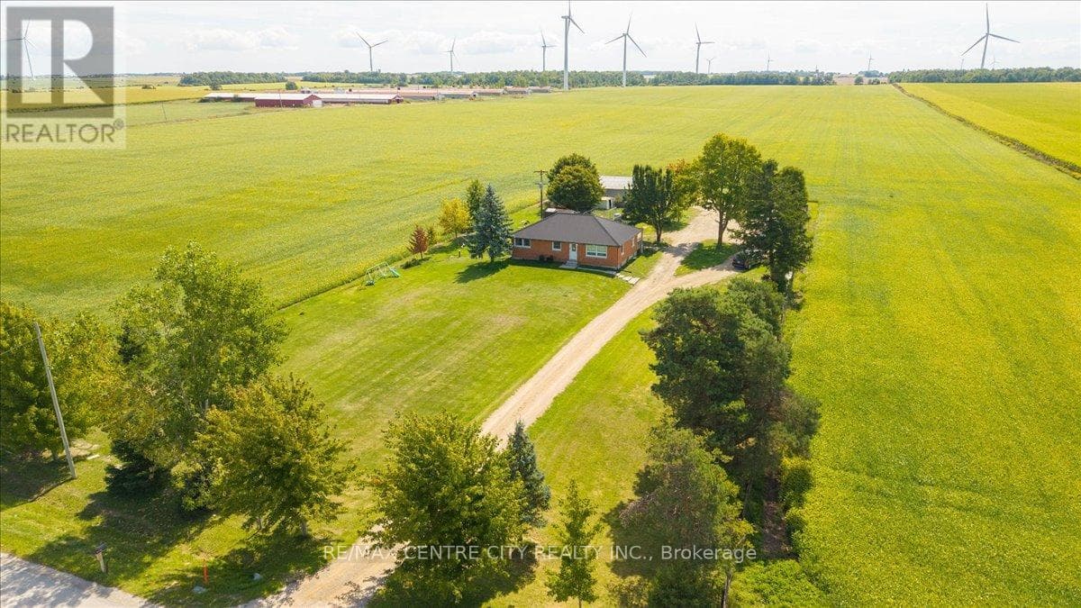 2875 CUDDY DRIVE — Adelaide Metcalfe, Ontario - Main photo