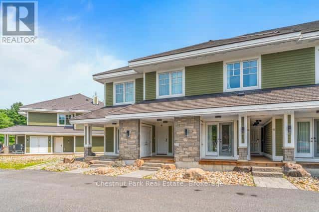 1869 Muskoka Road 118 Highway West B#206