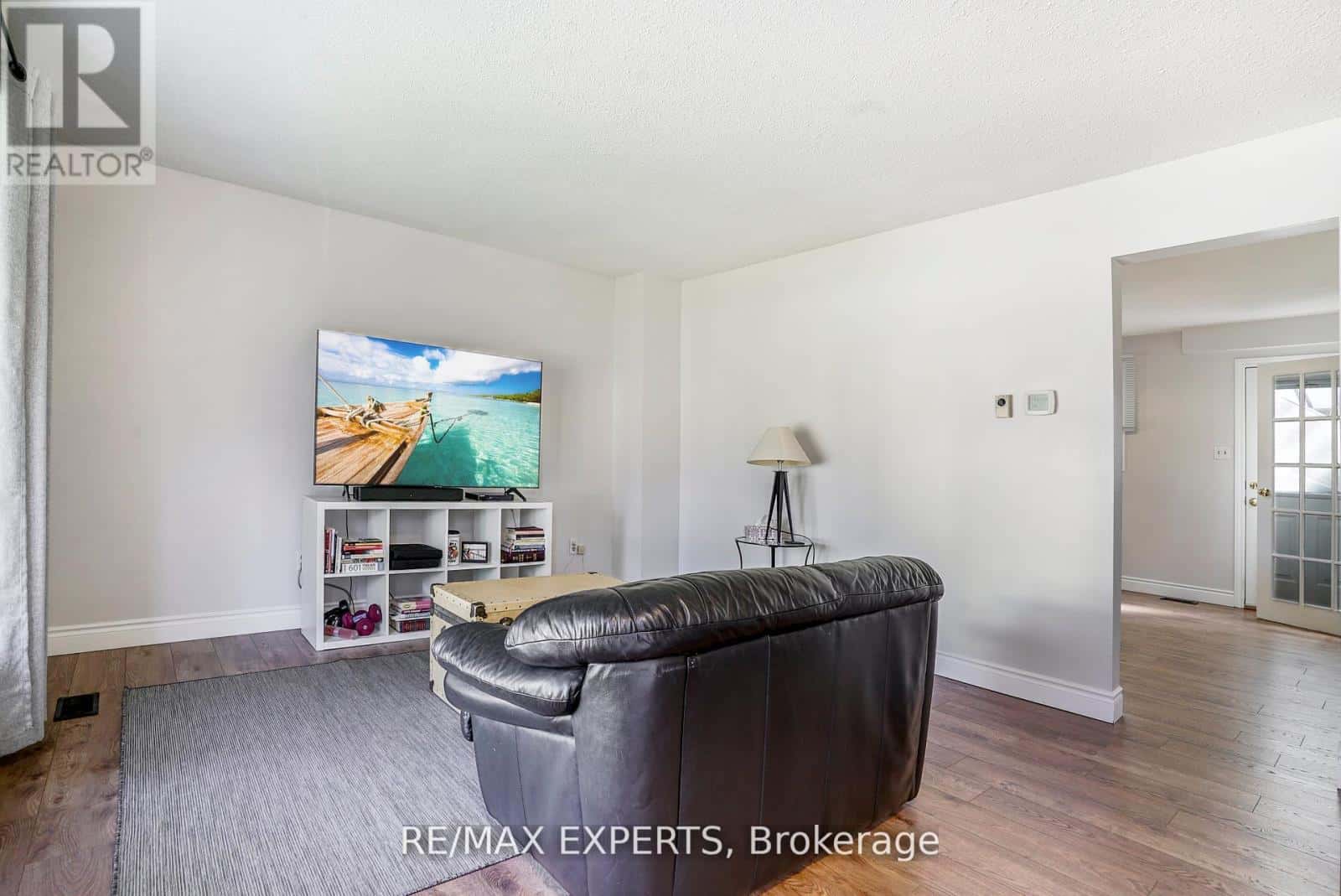 238 LAWNHURST COURT — Hamilton (Lawfield), Ontario - Photo 4 of 15