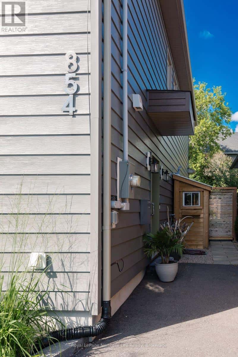 854 BOURKE STREET — North Bay (West End), Ontario - Photo 4 of 50