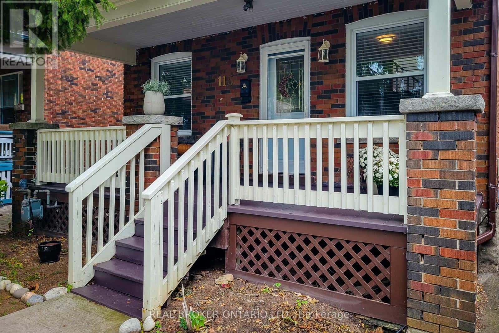 115 BARCLAY STREET — Hamilton (Westdale), Ontario - Photo 4 of 50