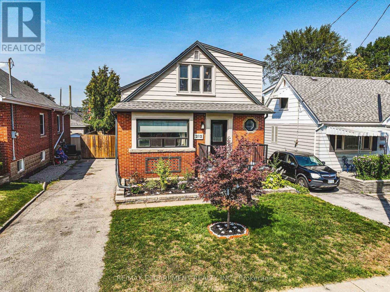 212 RODGERS ROAD — Hamilton (Bartonville), Ontario - Photo 3 of 50