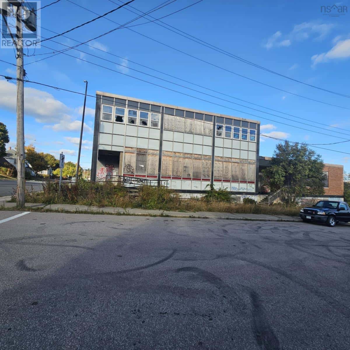 17 Archibald Avenue — North Sydney, Nova Scotia - Photo 2 of 5