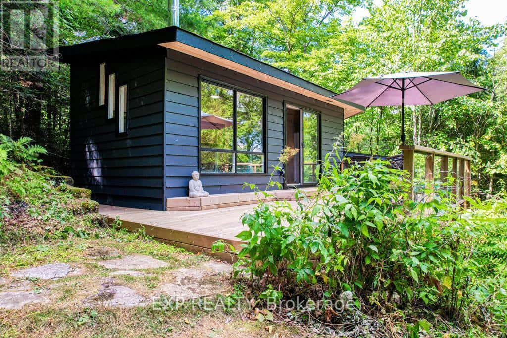 565 West Diamond Lake Road