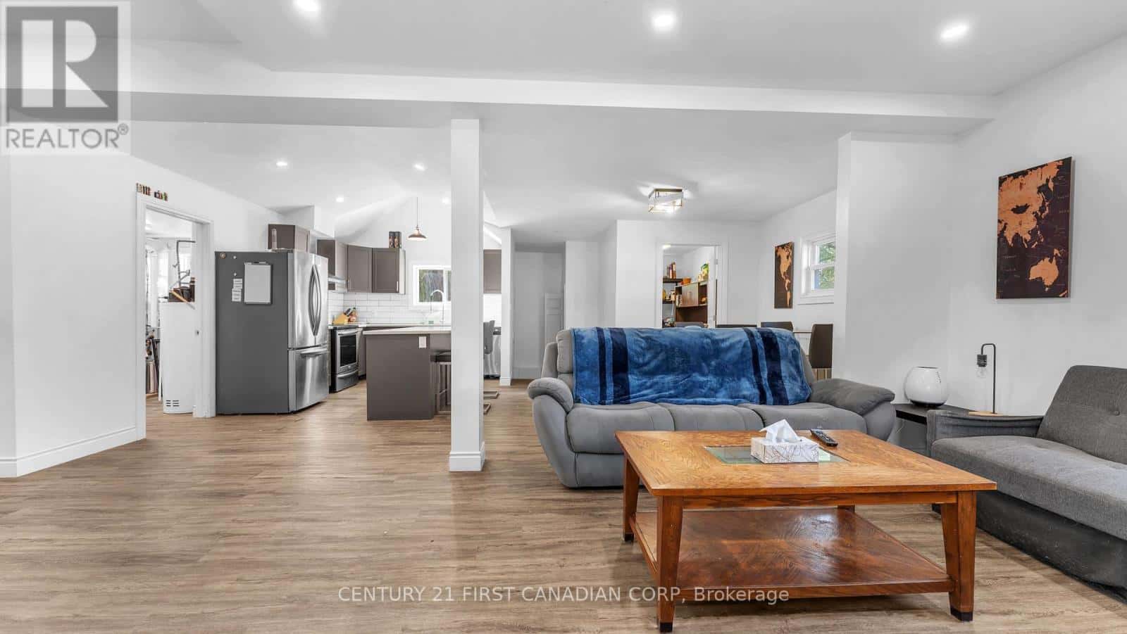 2583 KELLY ROAD — Oil Springs, Ontario - Photo 4 of 27