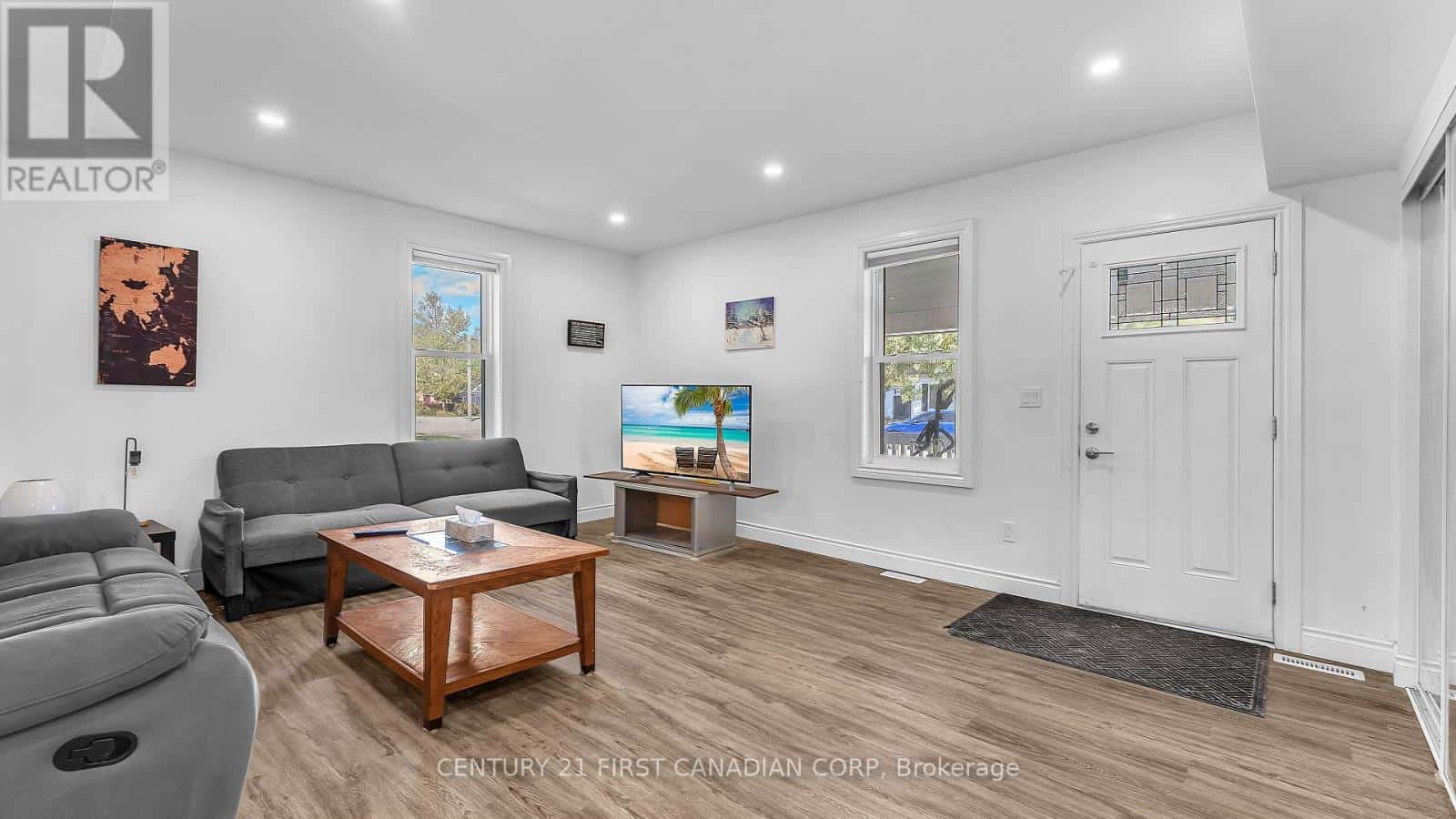 2583 KELLY ROAD — Oil Springs, Ontario - Photo 5 of 27