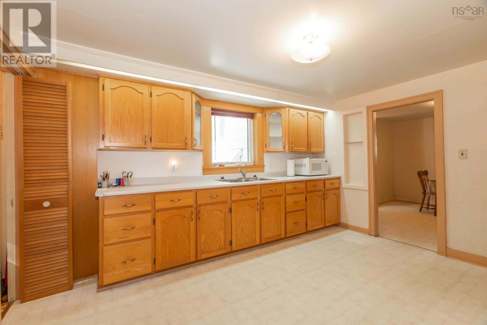 9098 Highway 10 — Nictaux, Nova Scotia - Photo 5 of 40