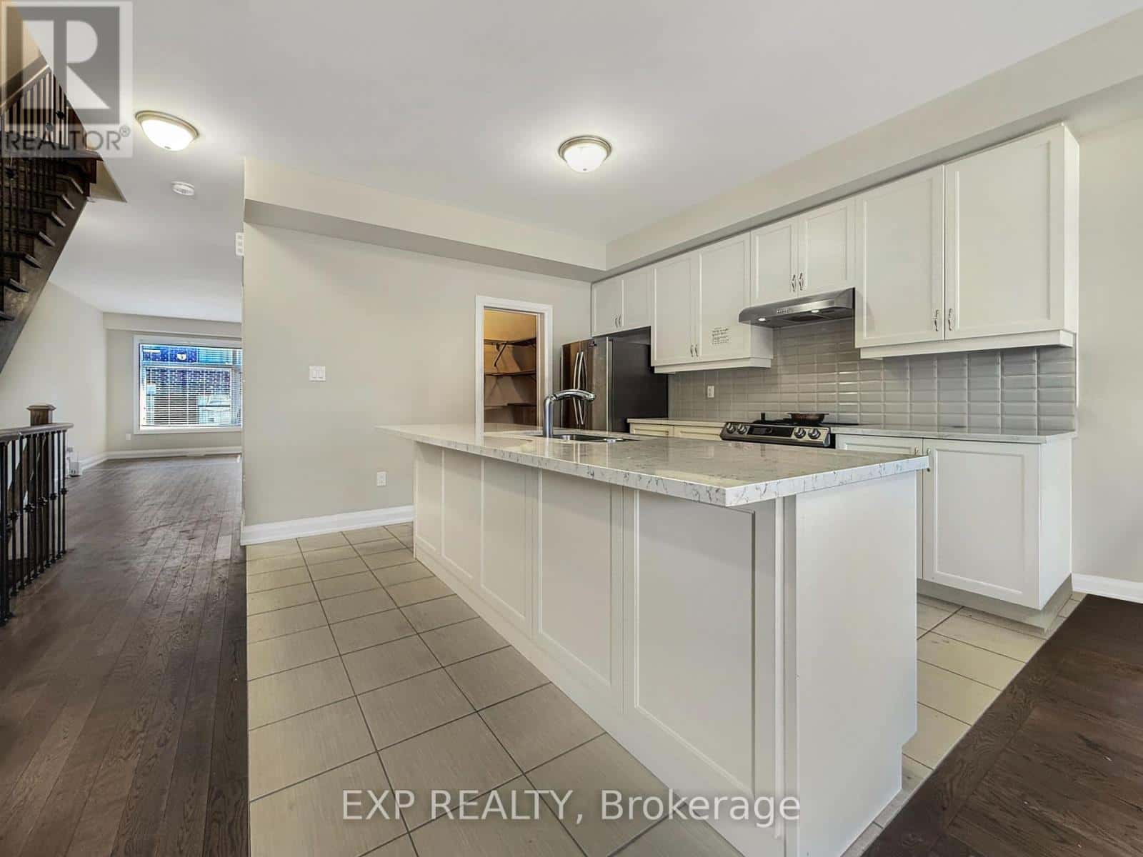 923 Isaac Phillips Way