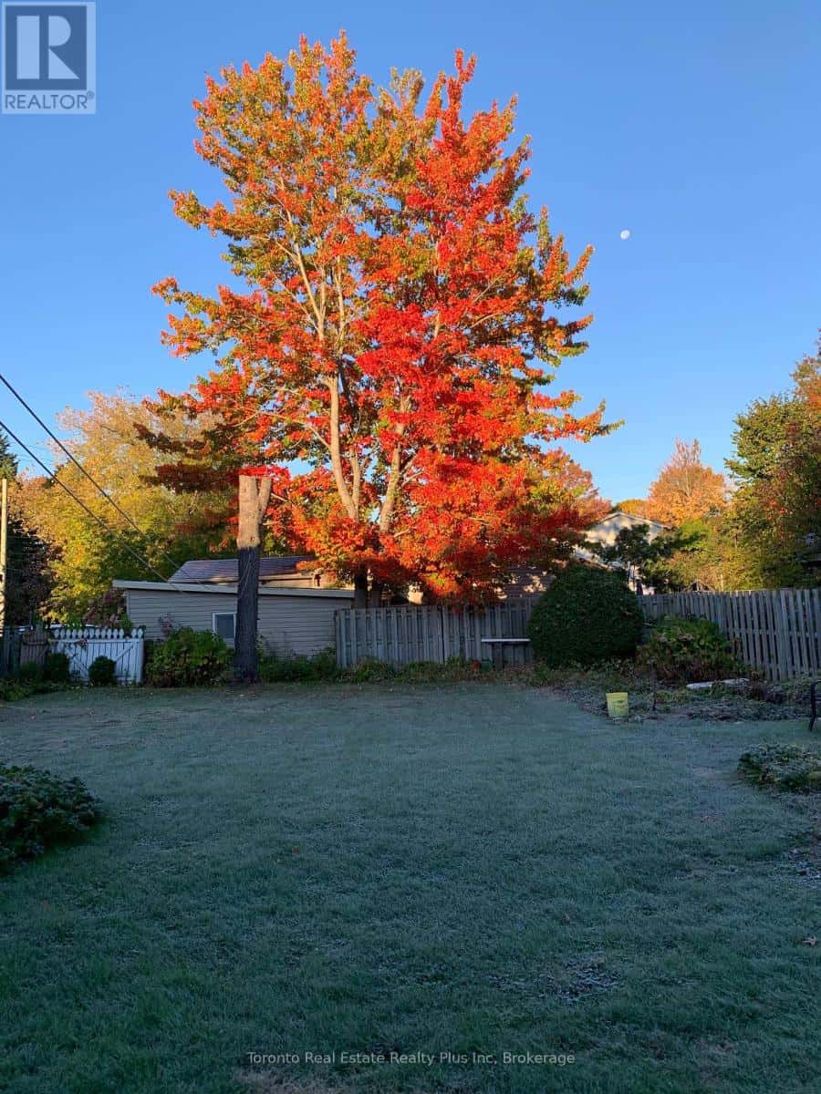 9 GRAVELLE STREET — Sault Ste Marie, Ontario - Photo 3 of 36