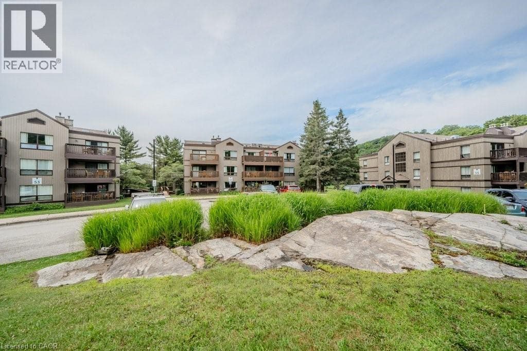 1235 DEERHURST Drive Unit# 54-305 — Huntsville, Ontario - Main photo