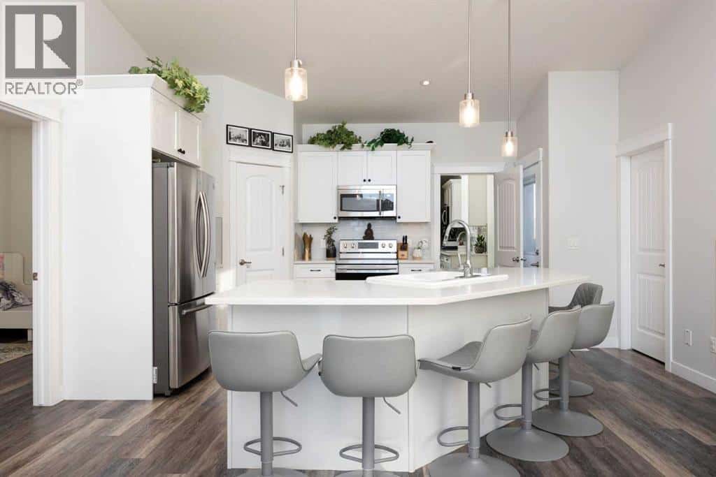 165A Weiss Drive — Saprae Creek, Alberta - Photo 2 of 40