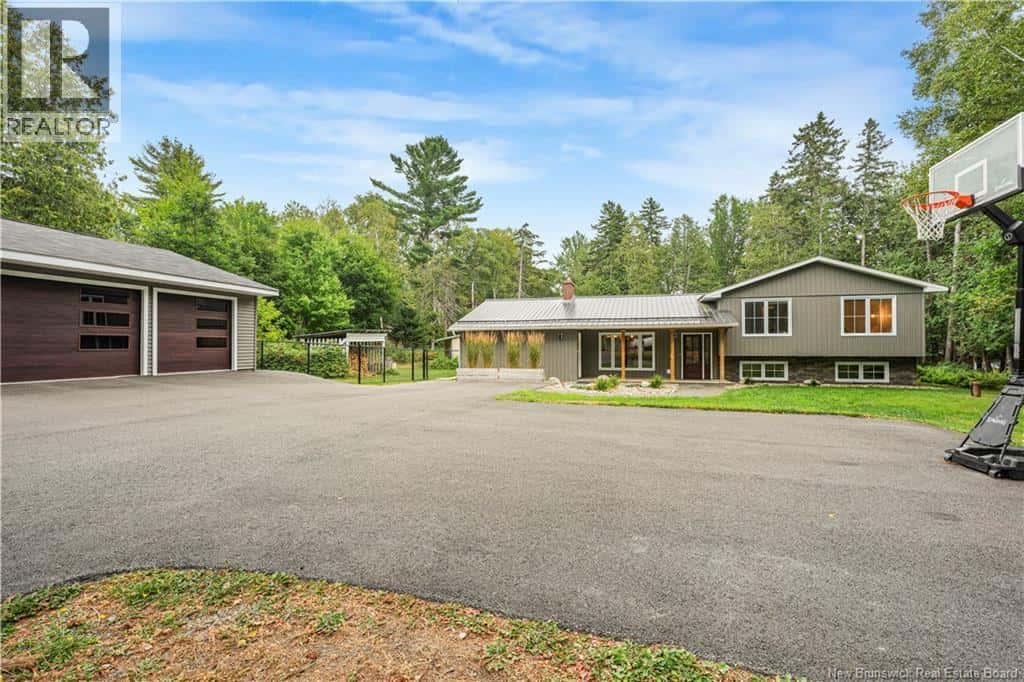 14 Island View Drive