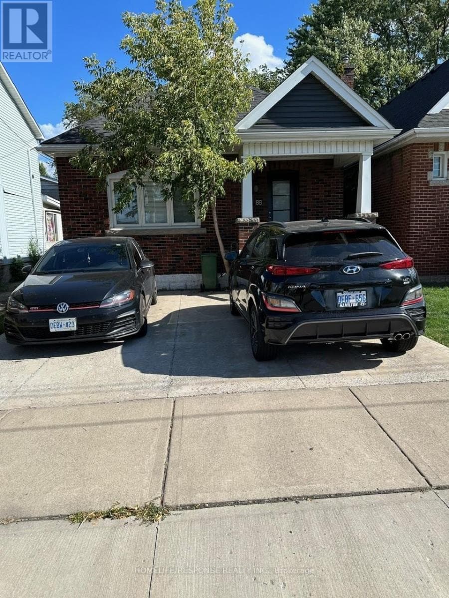 88 SHELBY AVENUE — Hamilton (Normanhurst), Ontario - Main photo