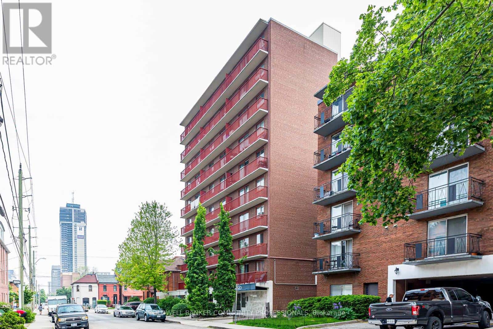 902 - 141 CATHARINE STREET S — Hamilton (Corktown), Ontario - Photo 2 of 43