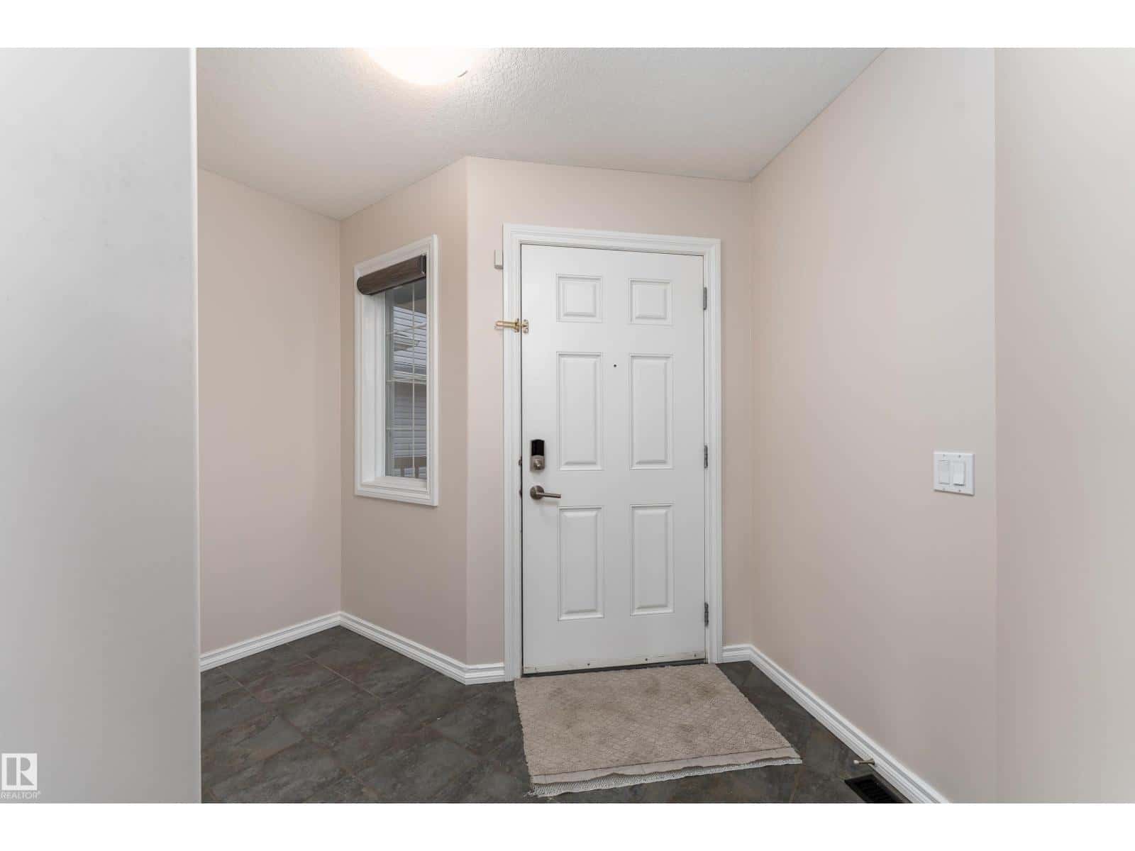 5305 45 ST — Bruderheim, Alberta - Photo 2 of 43