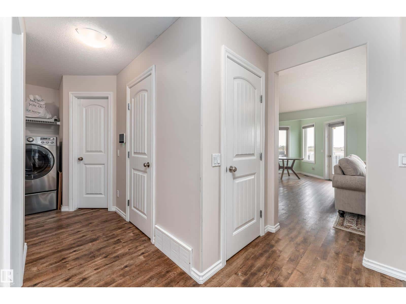 5305 45 ST — Bruderheim, Alberta - Photo 3 of 43