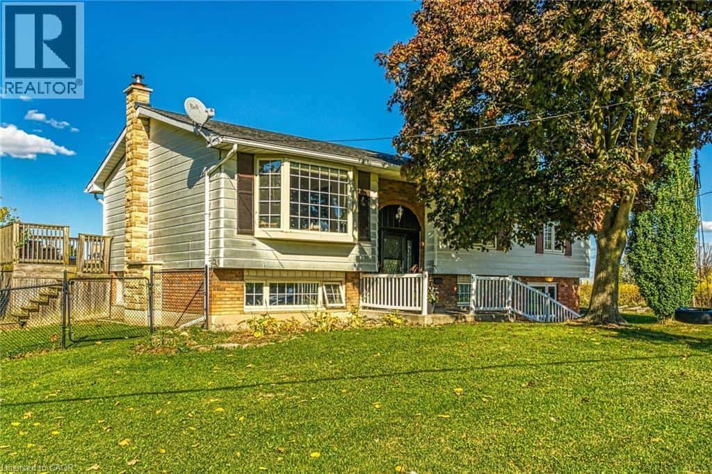 8462 WHITE CHURCH Road E — Glanbrook, Ontario - Photo 2 of 36