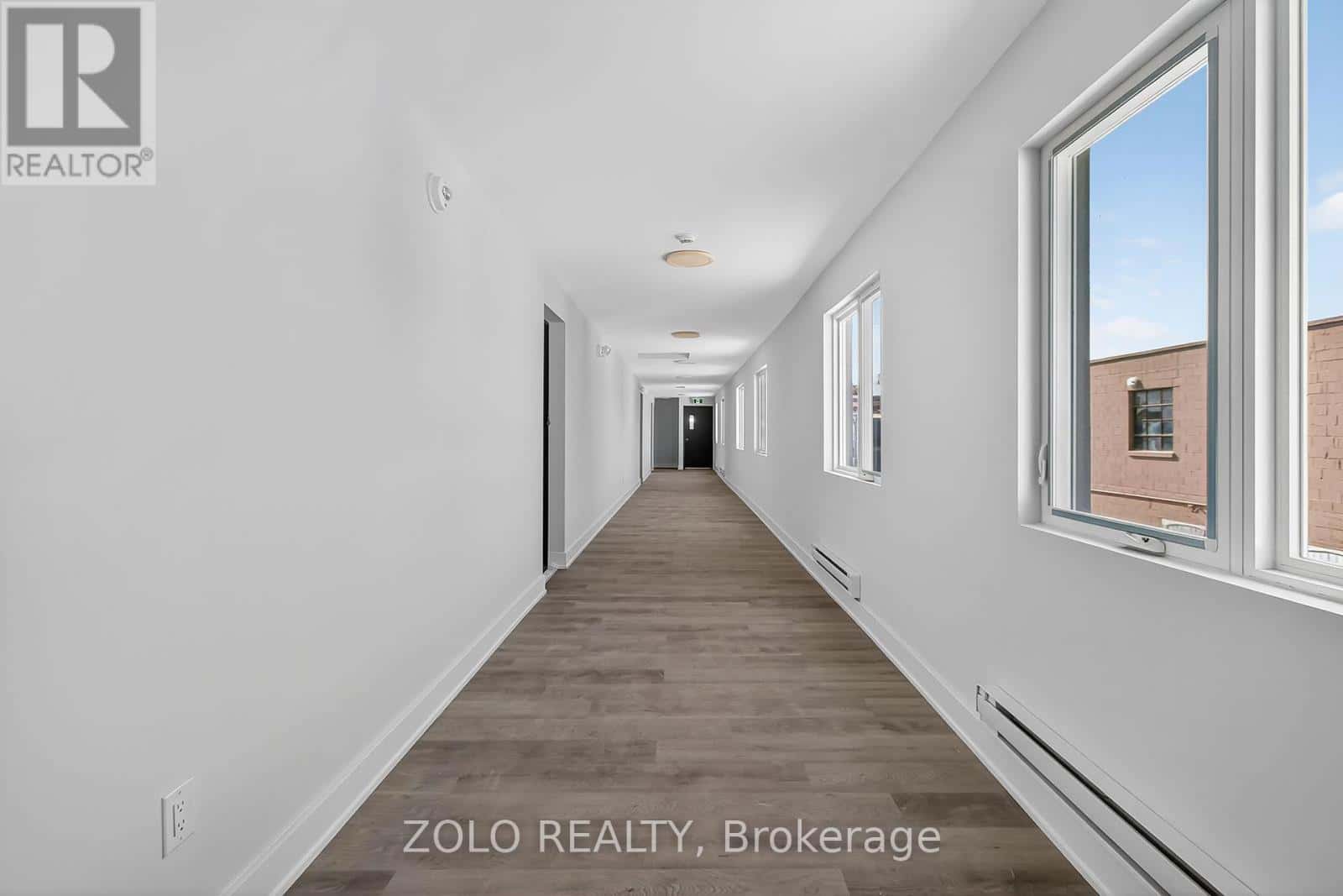 UNIT # 6 - 206 WELLINGTON STREET — Chatham-Kent (Wallaceburg), Ontario - Photo 3 of 14