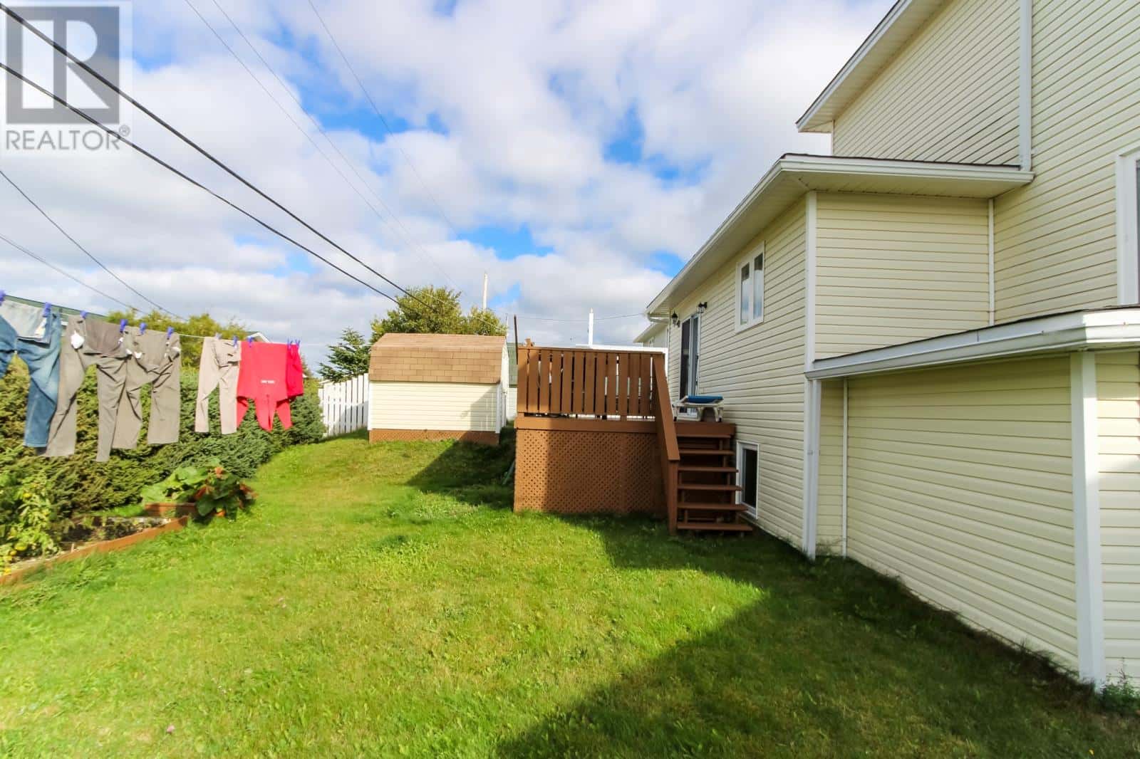 32 McCourt Close — Conception Bay South, Newfoundland & Labrador - Photo 3 of 39