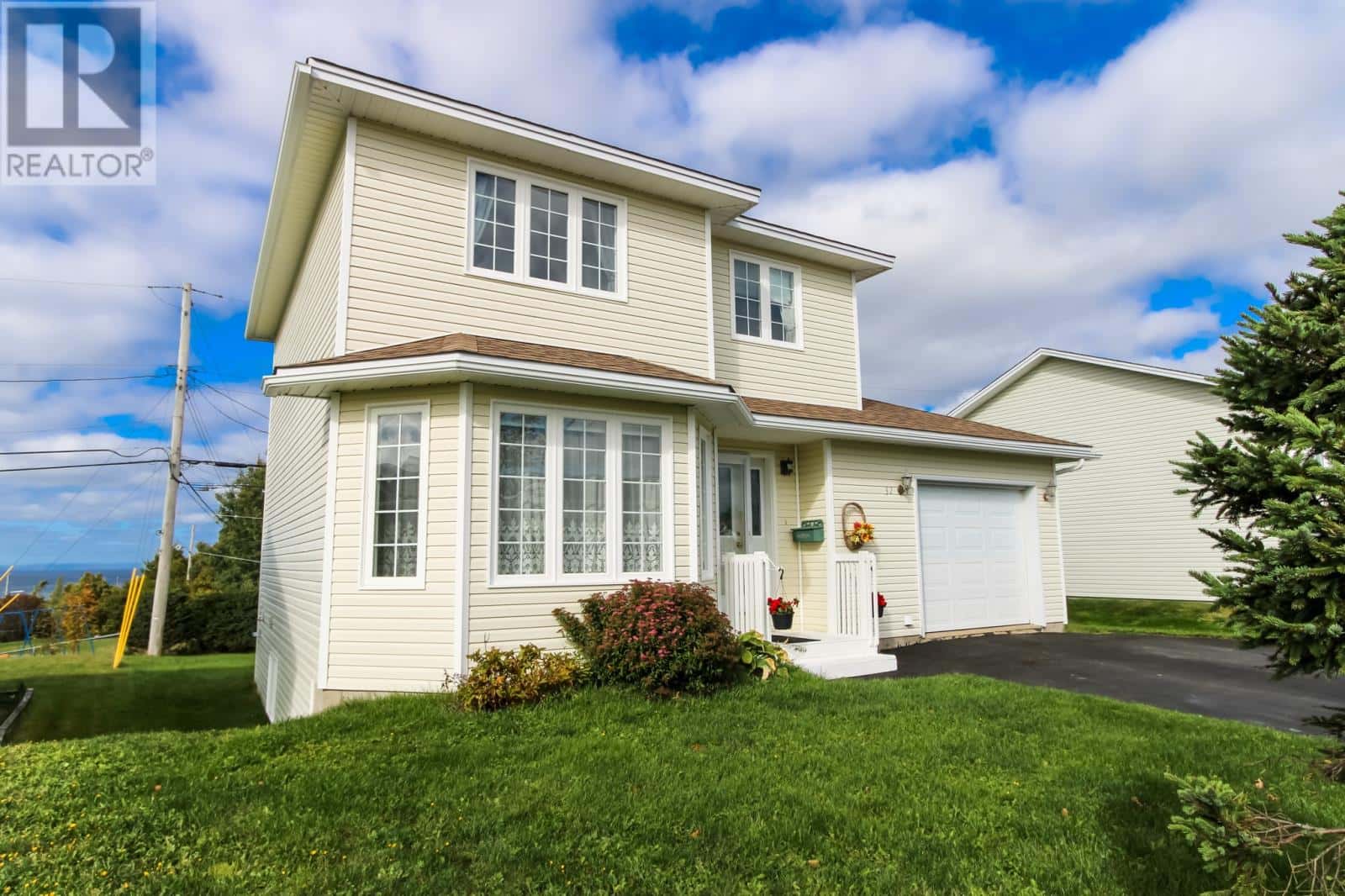 32 McCourt Close — Conception Bay South, Newfoundland & Labrador - Photo 5 of 39