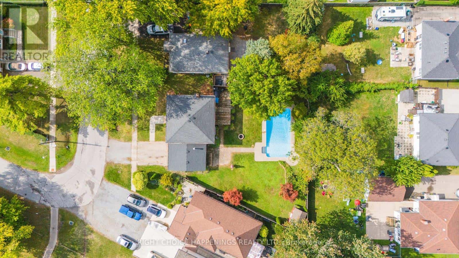 23 HEYWOOD AVENUE — St. Catharines (Bunting/Linwell), Ontario - Photo 3 of 24