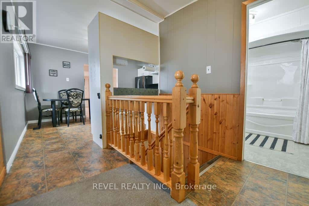 206 BIRCH STREET S — Timmins (TS - SE), Ontario - Photo 4 of 31