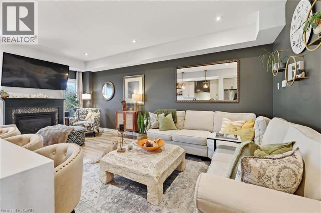 3969 CROWN STREET — Lincoln, Ontario - Photo 4 of 40