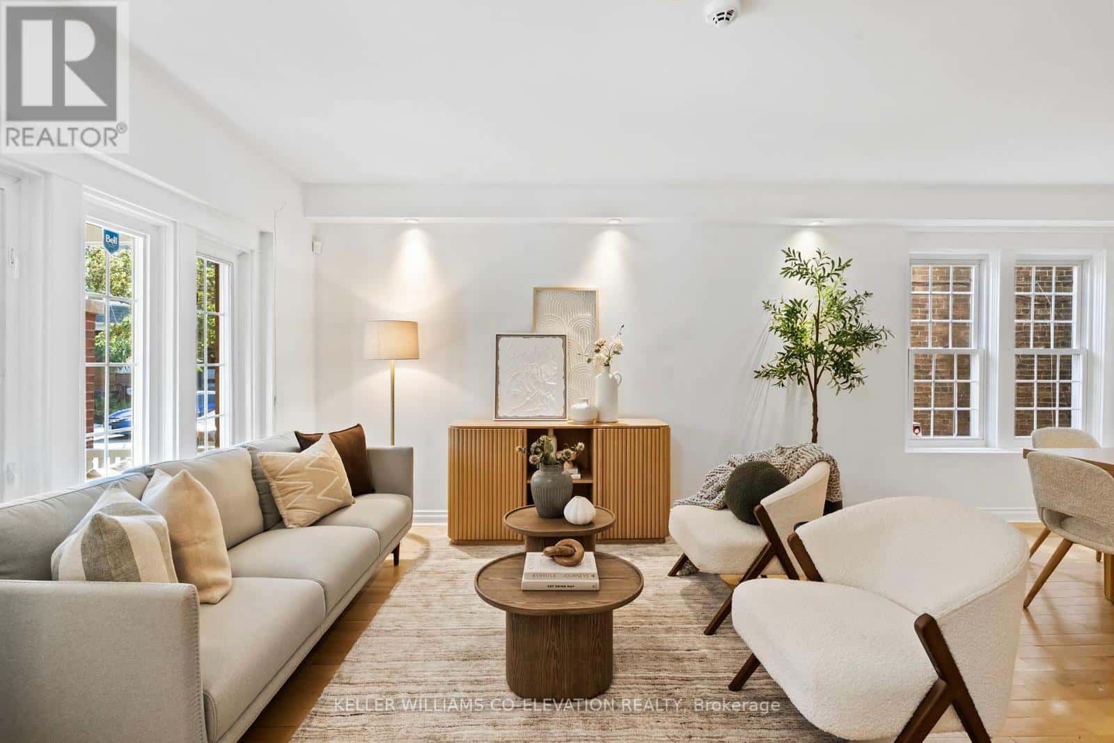 26 CAMBRIDGE AVENUE — Toronto (Playter Estates-Danforth), Ontario - Photo 4 of 47