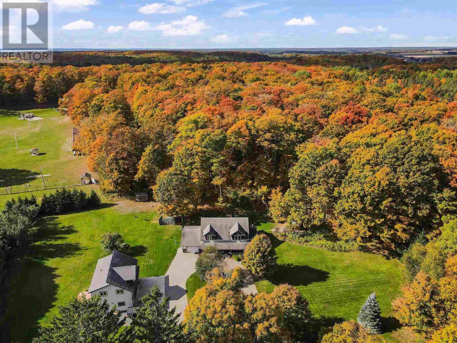 1479 10th Sideroad — Richards Landing, Ontario - Photo 4 of 49