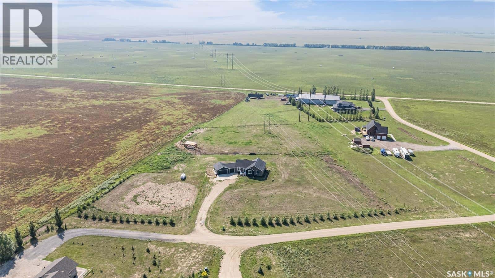 8 Eros BAY — Lumsden, Saskatchewan - Photo 3 of 50