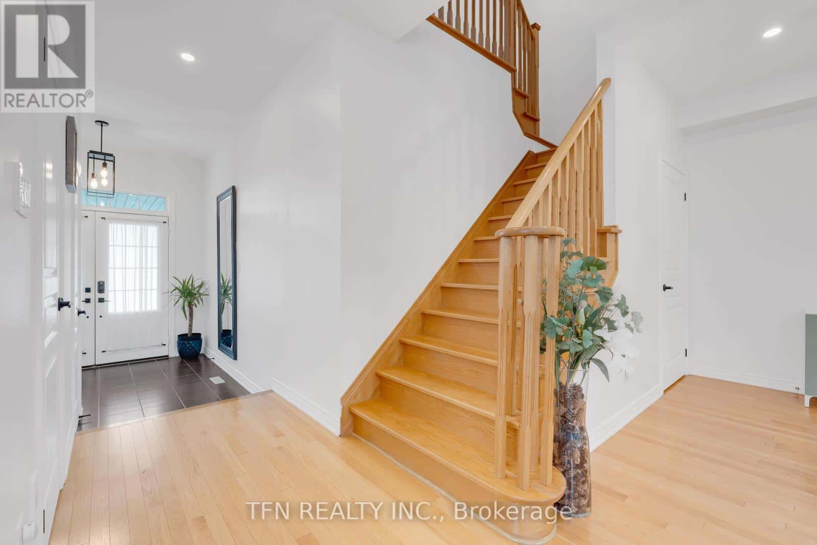 30 HASKETT DRIVE — Markham (Cedar Grove), Ontario - Photo 5 of 50