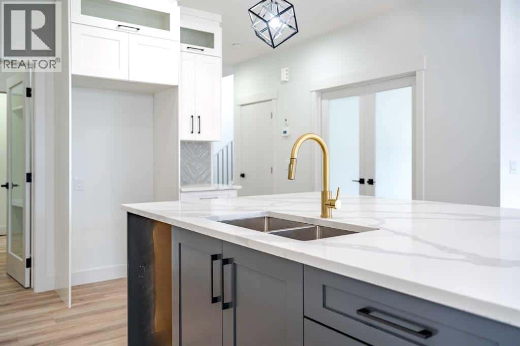 1433 Scarlett Ranch Boulevard — Carstairs, Alberta - Photo 5 of 36