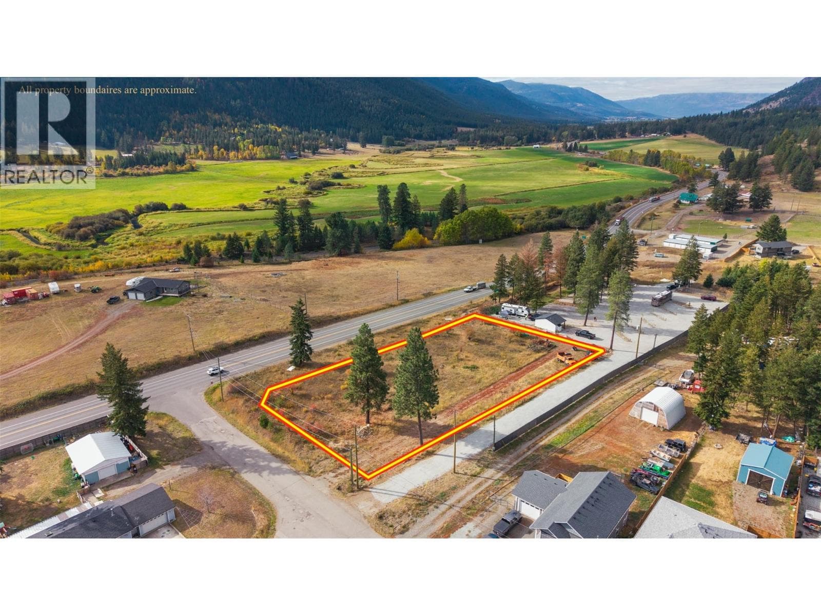 2946 Westridge Drive — Falkland, British Columbia - Main photo