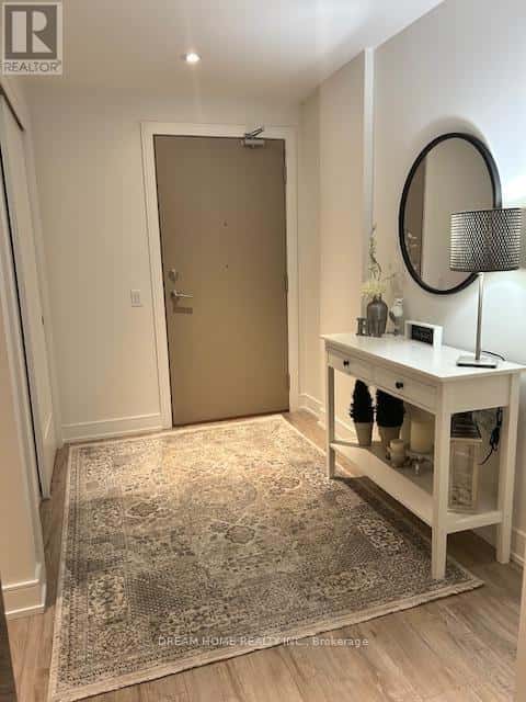 610 - 185 DUNLOP STREET — Barrie (Lakeshore), Ontario - Photo 4 of 33