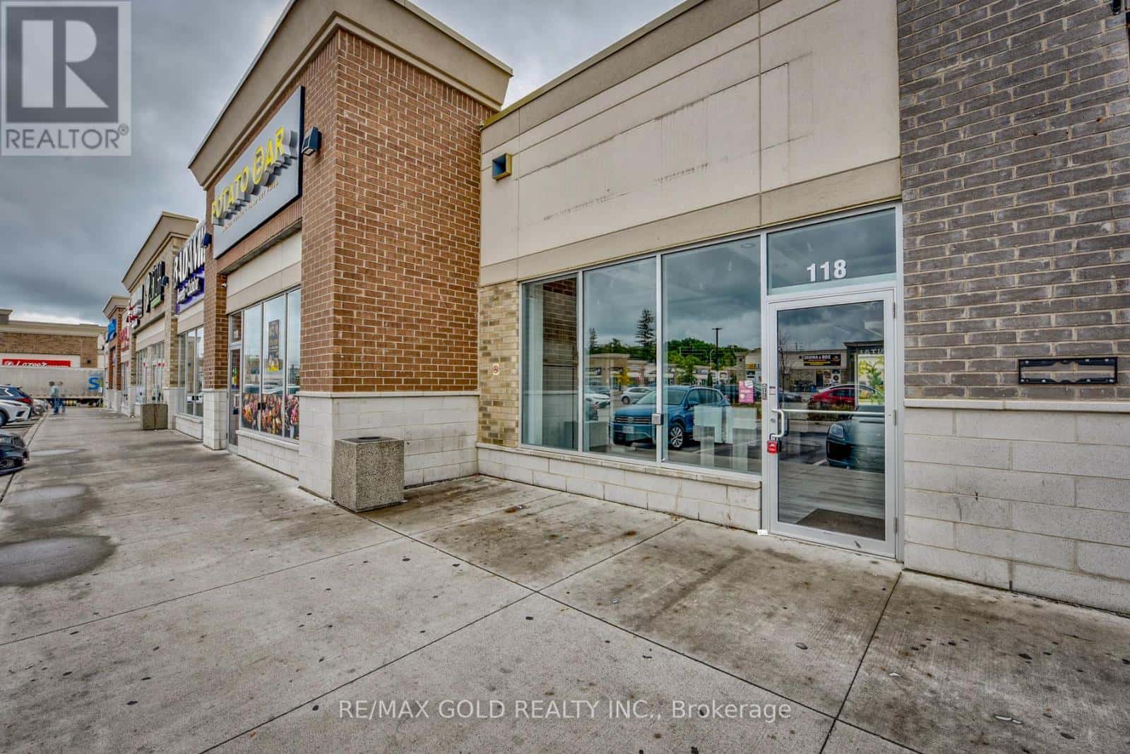 118 - 3525 PLATINUM DRIVE — Mississauga (Churchill Meadows), Ontario - Photo 3 of 21