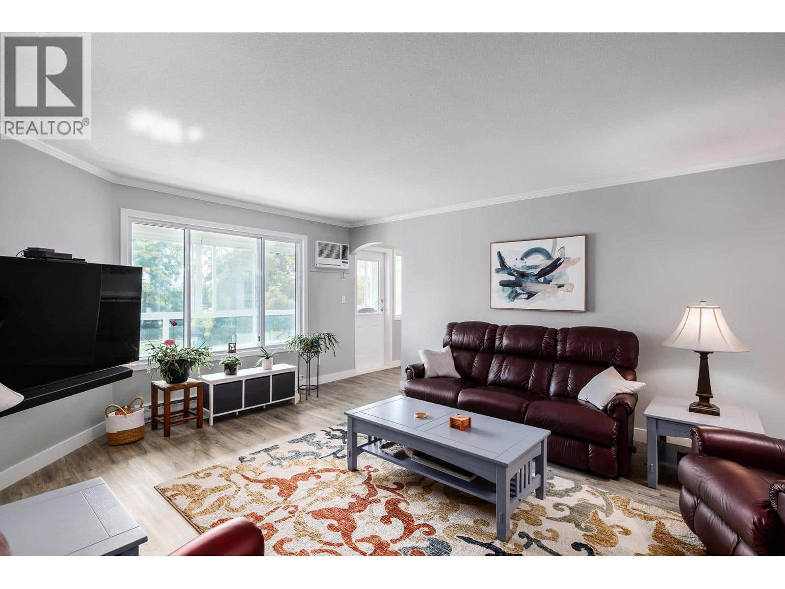 920 Glenwood Avenue Unit# 308 - Photo 3 of 20, Kelowna, British Columbia