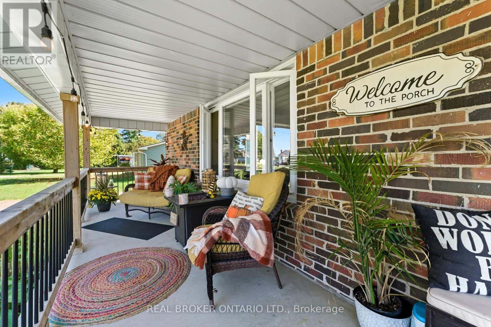 100 LA SALETTE ROAD — Norfolk (La Salette), Ontario - Photo 2 of 31