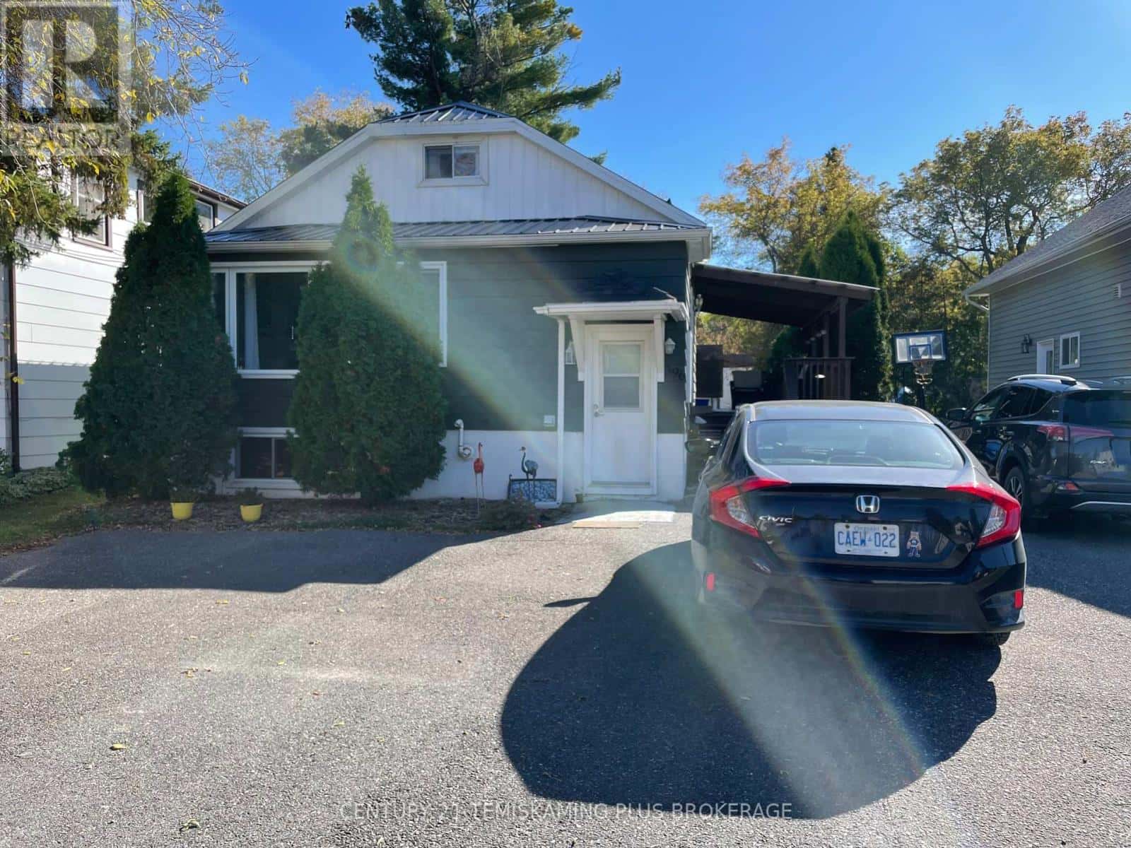 396 FARAH AVENUE — Temiskaming Shores (New Liskeard), Ontario - Photo 2 of 35