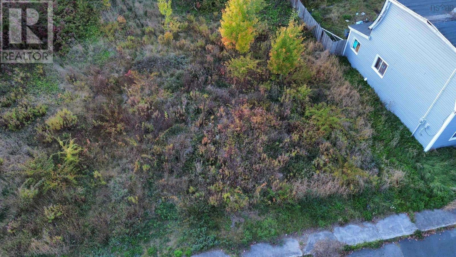 11 Columbia Street — North Sydney, Nova Scotia - Photo 5 of 5