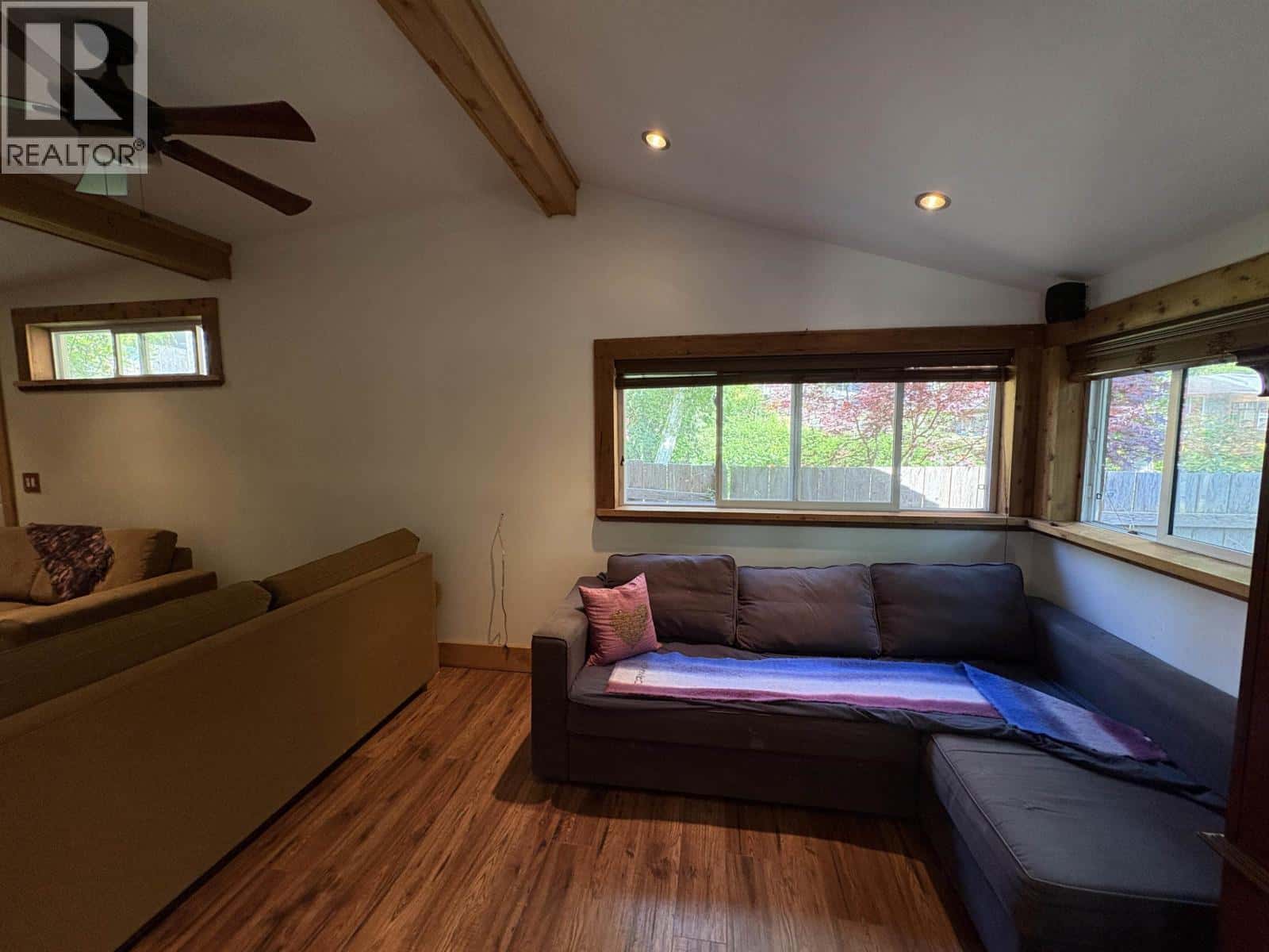 660 ANDY'S BAY ROAD — Gambier Island, British Columbia - Photo 4 of 25