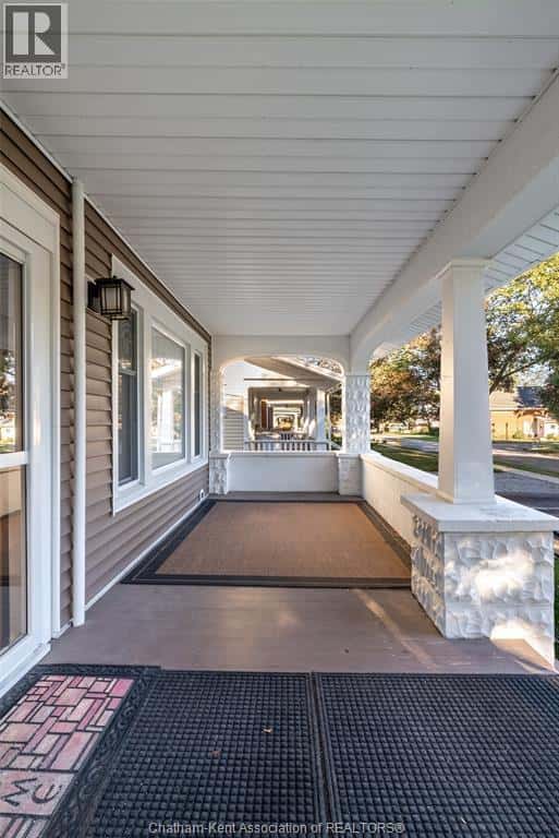 29 Erie STREET South — Ridgetown, Ontario - Photo 4 of 49