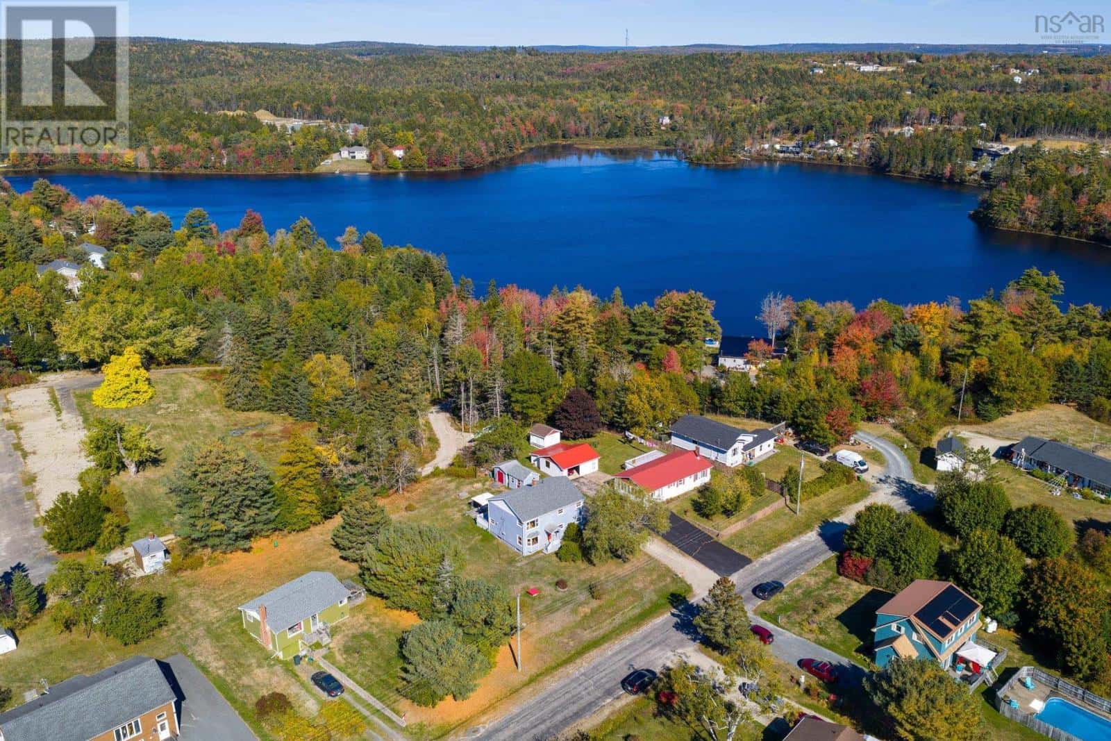 15 Zinck Road — Chester, Nova Scotia - Photo 3 of 44