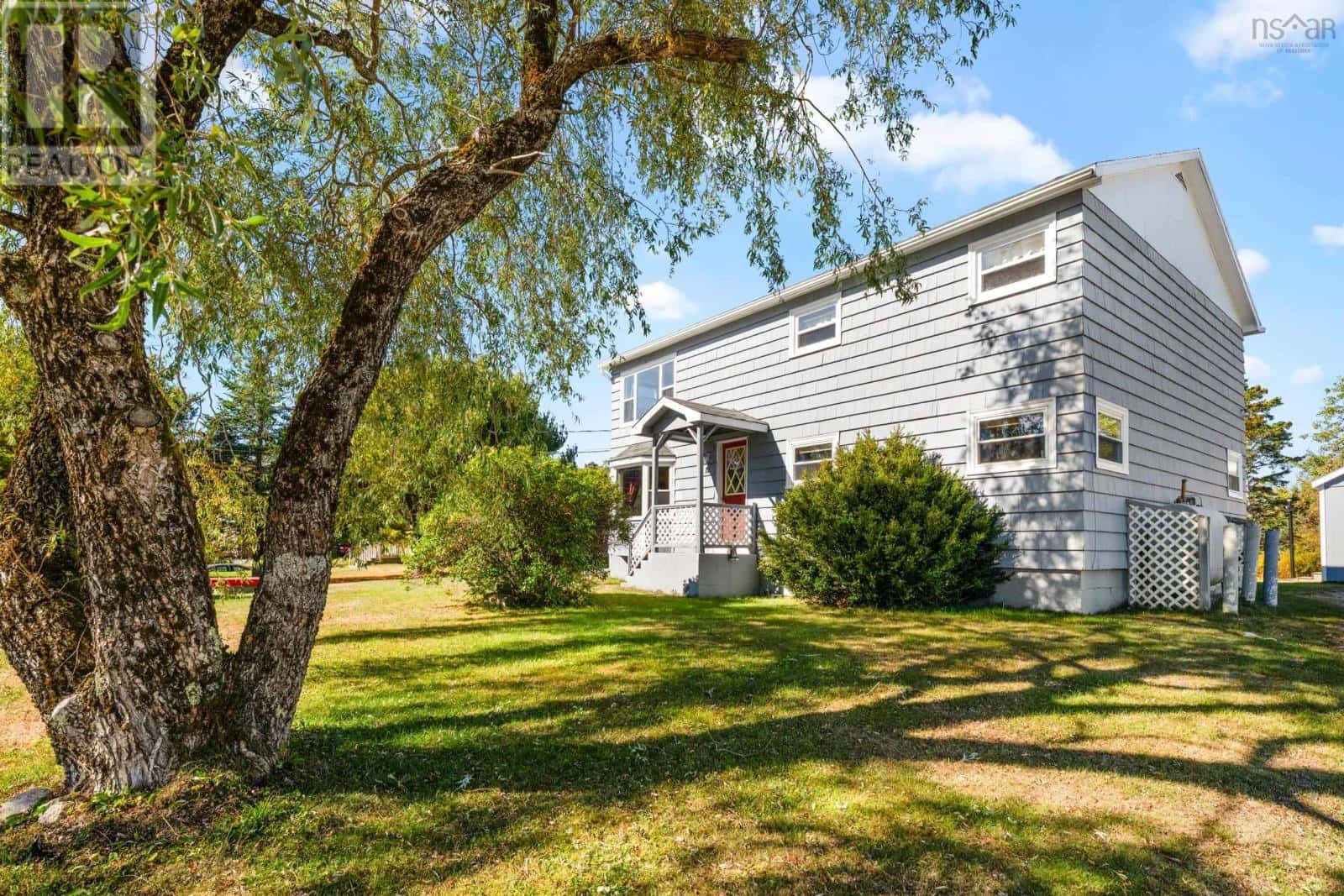 15 Zinck Road — Chester, Nova Scotia - Photo 2 of 44