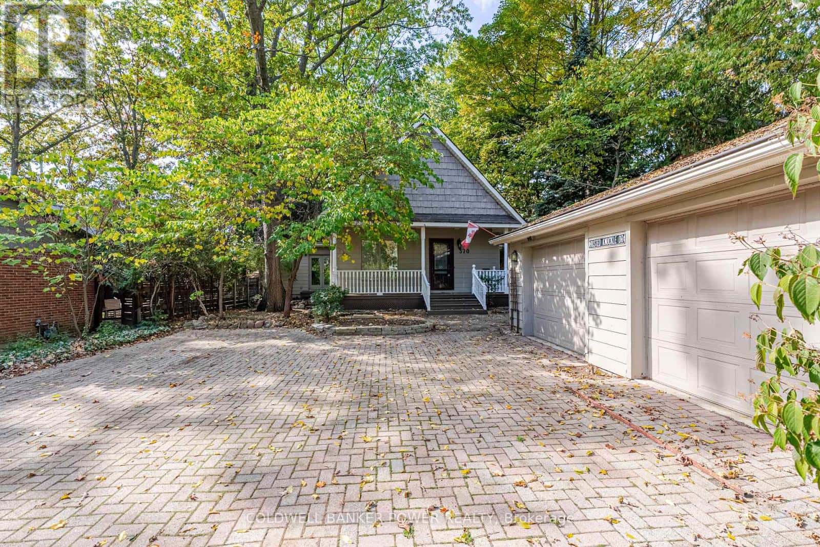 370 HAZEL AVENUE — London North (North Q), Ontario - Photo 2 of 41