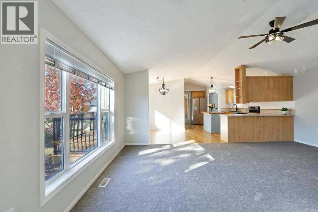 57 RoseGlen Drive — Rosemary, Alberta - Photo 3 of 37